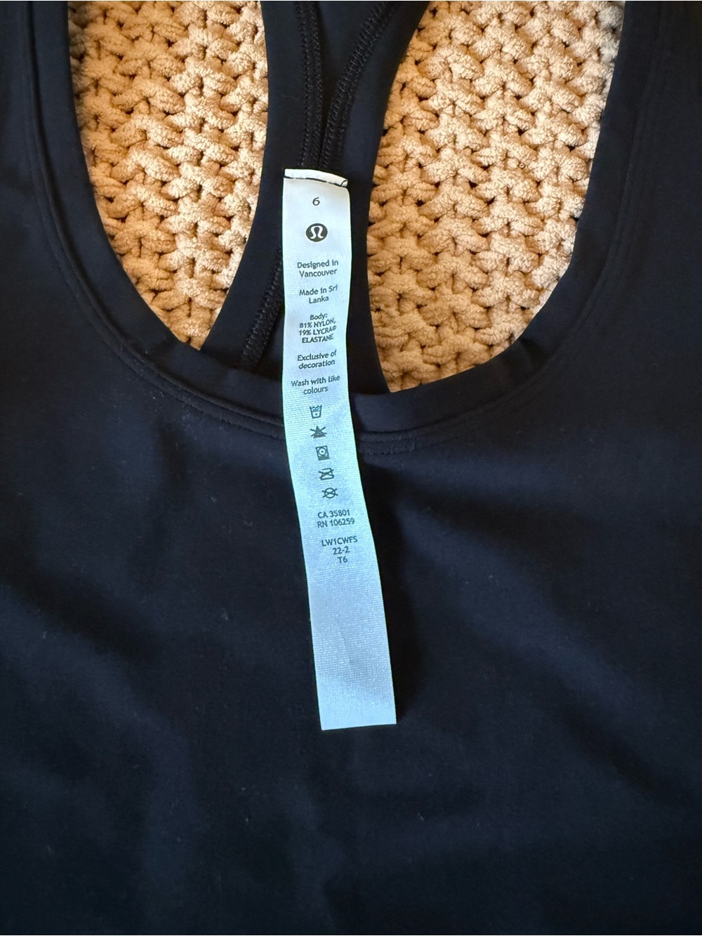 Lululemon Cool Racerback Short Tank *Nulu Black Size 6 NEW - Picture 3 of 7